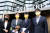 류호정 정의당 의원(왼쪽 세 번째)이 26일 오전 서울 종로구 주한 일본대사관 앞에서 후쿠시마 오염수 방류관련 계획에 대한 항의 서한 전달 및 소마 히로히사 주한 일본부대사와 면담을 마치고 취재진의 질문에 답하고 있다. 뉴스1