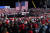 21일(현지시간) 미국 노스캐롤라이나 개스토니아에서 열린 트럼프 대통령의 유세에는 2만3000명이 모여 스탠드를 가득 채운 채 그의 연설을 들었다. [AFP=연합뉴스]