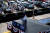 미국 민주당 대선 후보 조 바이든이 29일 플로리다에서 드라이브인 유세를 하고 있다. [AFP=연합뉴스]