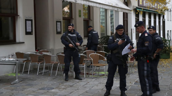 오스트리아 경찰 ‘빈 테러' 연루 14명 무더기 체포