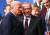 도널드 트럼프 대통령이 레제프 타이이프 에르도안 터키 대통령(가운데)과 지난해 12월 나토 정상회의에서 기념촬영을 하고 있다. [로이터=연합뉴스]