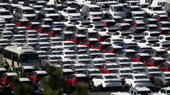 글로벌 자동차 판매, 증가로 돌아서…코로나 먹구름 걷히나 