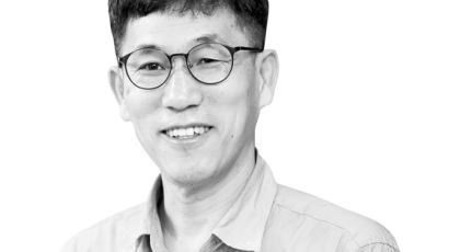 '도덕적 후보' 찾겠단 이낙연에···진중권 "안희정 오거돈 박원순" 