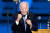 조 바이든 미국 대통령 당선인이 7일(현지시간) 댈라웨어주 윌밍턴에서 선거 승리 연설을 하며 지지자들에게 웃음 짓고 있다. [AP=연합뉴스]