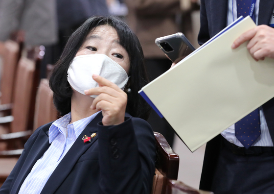 심장마비·대상포진…'정치인 스트레스'에 판사들이 쓰러진다 