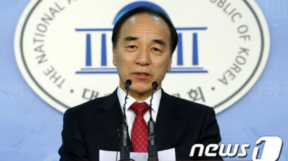 ‘명성교회 낫 소동’ 김충환 전 의원…벌금 500만원