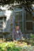 민병헌 사진가. 그의 군산 작업실은 100년 된 서양식 고택으로 정원이 아름답기로 유명하다. [사진 이은석(프리랜서)]