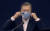 문재인 대통령은 지난 3일 국무회의에서는 웹툰 마스크를 쓰며 웃어보였다. 청와대 제공