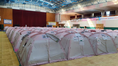 “정 총리, 여긴 안오더라” 포항 지진 3년…아직도 남아있는 텐트 이재민