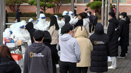 광복절 집회 탓이라는 서울시…전문가 "그럴거면 우한 탓해라"