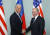 사진은 2011년 조 바이든 당시 부통령과 블라디미르 푸틴 당시 총리가 러시아 모스크바에서 만난 모습 [AP=연합뉴스]