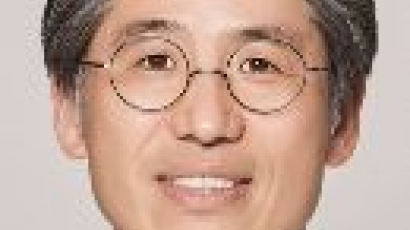 [인사] AK플라자 대표에 김재천 부사장