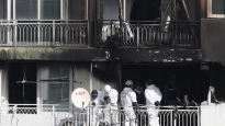 11명 사상자 낸 군포 아파트 화재…전기난로에서 불길
