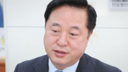 김두관 "추미애, 자기 이미지까지 상해가며 검찰개혁 총대"