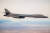 기체 하단에 모의 장거리 공대지미사일을 장착한 B-1B 전략폭격기가 미국 캘리포니아주 에드워드 공군기지 상공을 비행하고 있다. [사진 공군 홈페이지=연합뉴스]