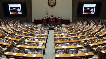 12시간 최장 토론, 눈물 호소…野 사흘간 필리버스터 총력전