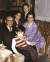 1972년 이병철(왼쪽) 삼성 선대회장의 장충동 자택에 셋째 아들 이건희(맨 위) 삼성 회장, 막내딸 이명희(왼쪽 둘째) 신세계 회장, 장녀 이인희(오른쪽) 한솔그룹 고문이 모였다. 맨 아래 소년은 이재용 삼성전자 부회장이다. / 사진:삼성전자