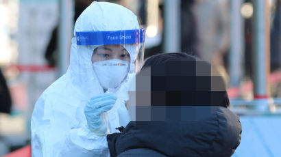 '죽음의 공포' 현실로 다가왔다···코로나 사망 13명 역대최다