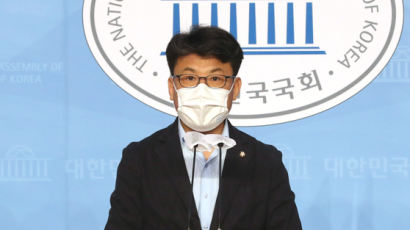 진성준 "1가구 1주택이 공산주의? 고의로 그렇게 해석하는 것"