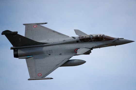 인도네시아가 구매를 추진하고 있는 프랑스의 전투기 라팔. [로이터=연합]