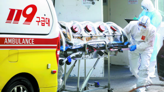 참다참다 요양보호사 4명 떠났다…170명 확진 요양병원 비극