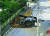 지난 8월 26일 오후 경기도 구리시 수택동 한양아파트 인근 도로에서 발생한 땅 꺼짐 현상(싱크홀)으로 차량이 통제된 모습이다. 연합뉴스. 