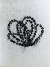 장-미셸 오토니엘은 인도 유리공예 장인의 제조법에서 영감을 받아 ‘프레셔스 스톤월’ 연작을 시작했다. 사진은 프랑스 루브르 박물관에 영구 소장된 회화 ‘루브르의 장미’(2020). [사진 국제갤러리]
