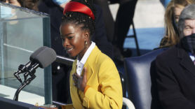 취임식 스타 22세 흑인 여성 시인 "37세에 대통령 출마"
