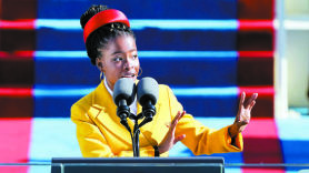 말더듬 극복한 22세 흑인여성, 3937자 축시로 통합 노래