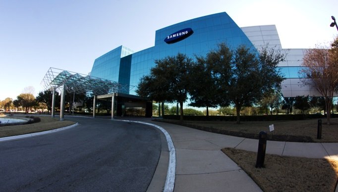 삼성전자가 미국 텍사스주에 운영 중인 삼성 오스틴 반도체공장. 고용 인력은 3000여 명이며, 지난해 상반기에 2조1400억원대 매출을 기록했다. [사진 삼성전자]
