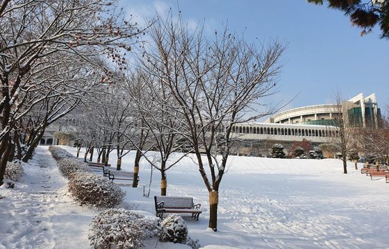 서울 신학 대학교