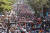 7일(현지시간) 미얀마 양곤에서 이틀째 벌어진 대규모 시위. [AFP=연합뉴스]