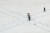 서울과 수도권 지역에 눈발이 날리기 시작한 16일 오후 서울 중구 프레스센터에서 바라본 서울시청광장 모습. 장진영 기자
