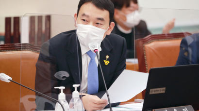 김용민, 법원행정처장에 “인턴 관련 판결, 여러 비판 있다”