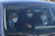 정세균(사진 오른쪽) 총리가 18일 정의선(왼쪽) 현대차 회장과 함께 아이오닉5에 탑승한 다음, 현대차 연구원의 설명을 듣고 있다. [사진 현대차]