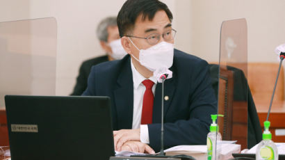 신현수, 국회 불출석 통보…野 "사태 전말 빠짐없이 보고해야" 공세 강화