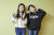 김나원(왼쪽)·강다인 학생기자가 플라스틱을 업사이클링해 만든 코로나19 방역용품 ‘터치프리키’를 들어 보였다.