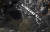 무령왕릉 발굴 당시 왕비 발치에서 은제장식과 함께 발견된 금동신발 한쌍(표시 부분). [사진 국립문화재연구소]