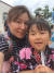 10년 전 동일본 대지진으로 남편을 잃은 홍경임(왼쪽)씨. 딸(오른쪽)을 포함한 4남매를 홀로 키워냈다. 홍경임씨 제공 