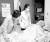 희연호스피스클리닉 이영인 원장(오른쪽)과 간호사가 9일 말기암 환자를 방문해 욕창을 치료하고 영양 수액을 주사했다. 가정호스피스 서비스의 일환이다. [사진 희연호스피스클리닉]
