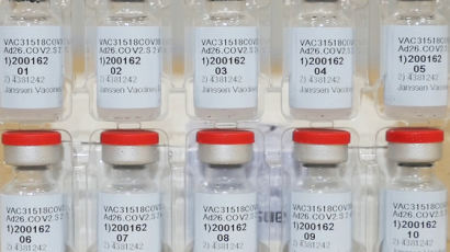 유럽의약품청 '한번 맞는' 얀센 백신 승인 권고… EU 지역 4번째