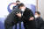 5.18민주화운동 당시 계엄군으로 참여한 A(왼쪽)씨가 16일 광주 북구 운정동 국립 5.18 민주묘지 접견실에서 자신의 사격으로 숨진 박병현 씨 유가족에게 사죄하고 있다. 연합뉴스 