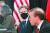 토니 블링컨(가운데) 미국 국무장관이 제이크 설리번(오른쪽) 백악관 국가안보보좌관의 발언을 듣고 있다. AP=연합뉴스