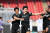 21일 포항전에서 프로 데뷔골을 넣고 기뻐하는 성남 이중민(오른쪽). [사진 한국프로축구연맹]