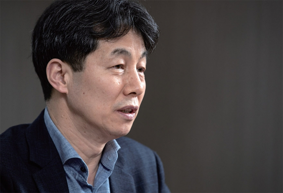 [월간중앙] 도전인터뷰 | 윤건영 민주당 의원, 문재인 정부의 마무리를 말하다 