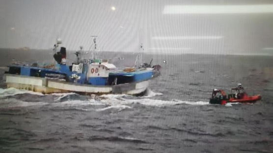 해수부, 제주 해상 어선서 ‘흉기난동’ 외국인선원 제압·선원들 구조