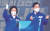 박영선 민주당 후보가 25일 구로디지털단지에서 출정식을 갖고 있다. 오른쪽은 이낙연 상임선대위원장. 오종택 기자