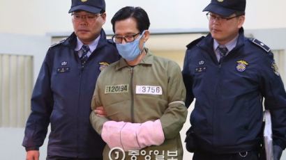 경찰 '엘시티 특혜분양' 의혹, 이영복 회장 옥중 조사