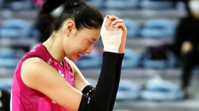 빈손으로 돌아선 김연경, 무너진 '흥벤저스' 꿈