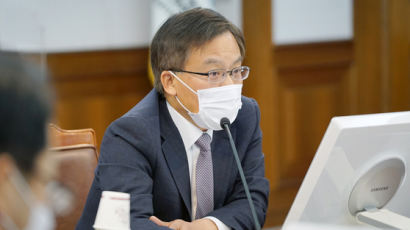 조남관은 "정의" 박범계는 "인권"…검사들에 당부 달랐다